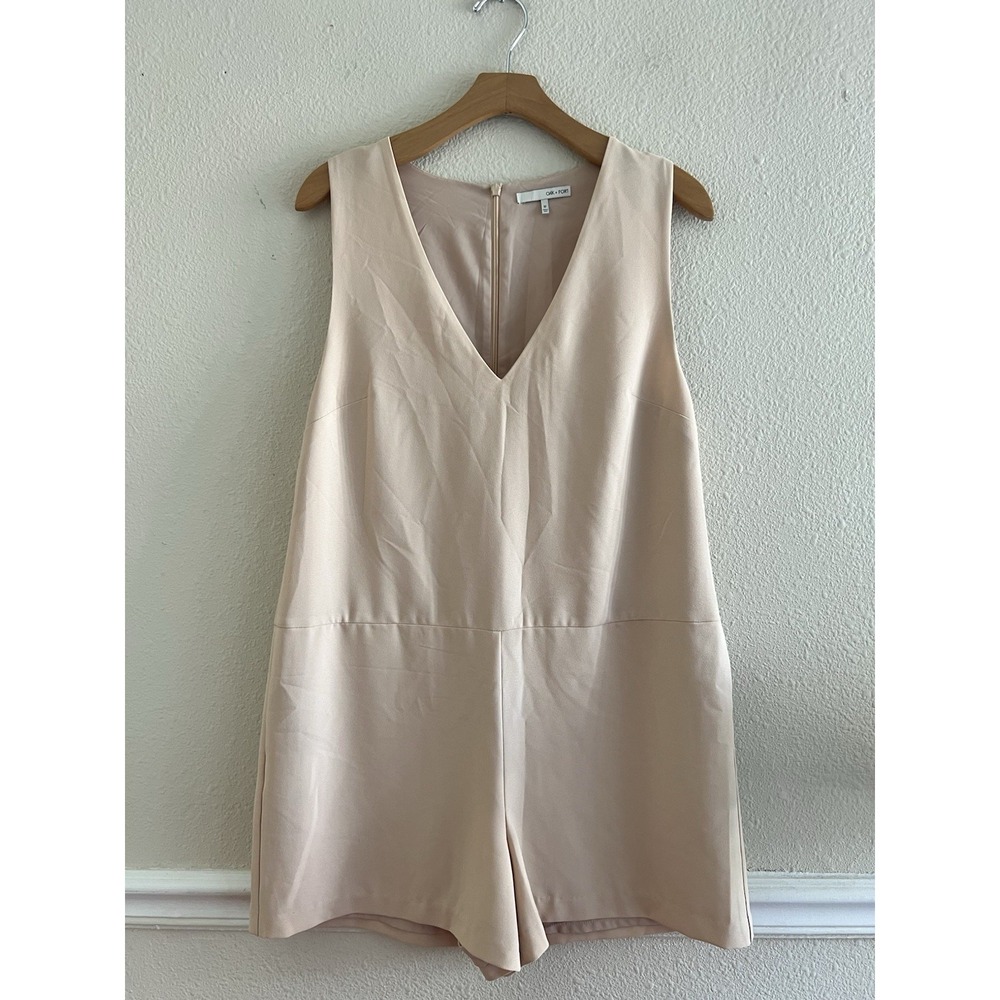 OAK + FORT Tailored V-Neck Romper Size Medium Tan Minimalist Crepe Contemporary